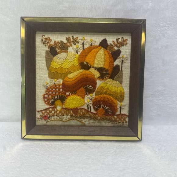 Vintage Miniature Framed‎ Needlepoint Art Wall Decor...